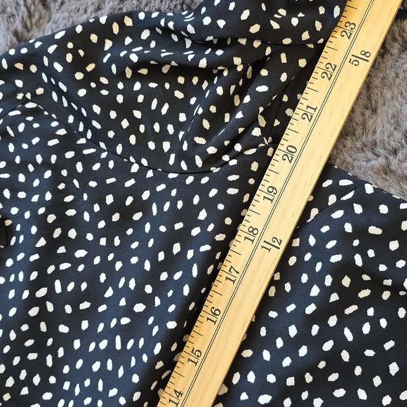 Ann Taylor Sheer pull-over Tunic button polka dot blouse size 8 - Picture 10 of 14